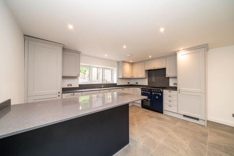 2 bedroom detached house for sale, Church End, St. Albans