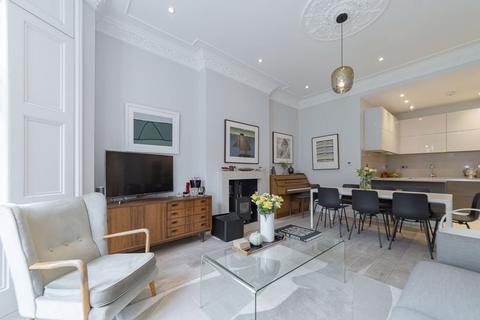 3 bedroom apartment for sale, Sutherland Avenue, London