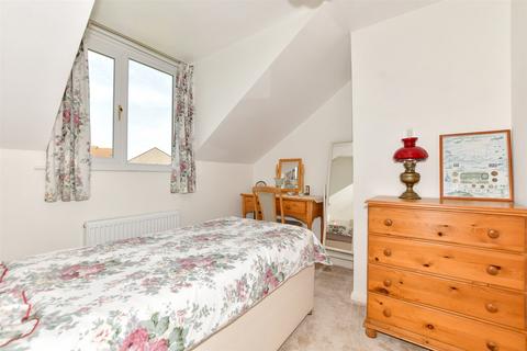 8 Donnahay Road, Ramsgate, CT12 6RW