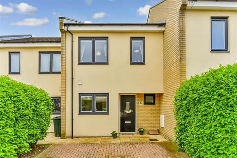52 Castle Street, Swanscombe, DA10 0HN