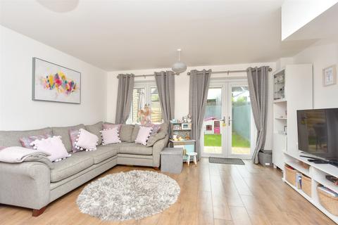 52 Castle Street, Swanscombe, DA10 0HN