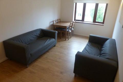 2 bedroom flat to rent, Murieston Lane, Gorgie, Dalry