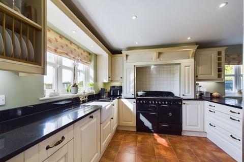 3 bedroom detached house for sale, Broad Road, Cotton
