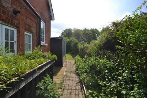 2 bedroom semi-detached house to rent, Bradwell Abbey, Milton Keynes MK13