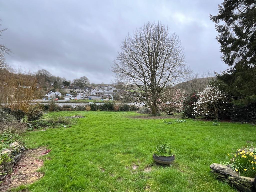 Garden with view of River Lerryn in background