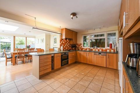 4 bedroom detached house for sale, Maudlyn Park, Bramber, West Sussex, BN44 3PS