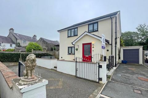 3 bedroom detached house for sale, Fron Deg, Rhostryfan, Caernarfon, Gwynedd, LL54