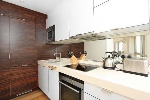 1 bedroom detached house to rent, Ontario Tower, 4 Fairmont Avenue, Canary Wharf, Blackwall, London, E14 9JA