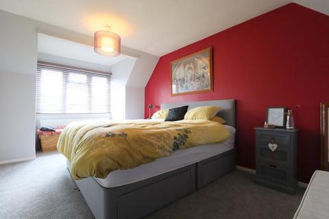 3 bedroom detached house for sale, Hazelwood Close, Putteridge, Luton, Bedfordshire, LU2 8AR