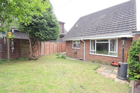 36 Hazelwood Close, Luton, LU2 8AR