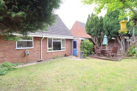 36 Hazelwood Close, Luton, LU2 8AR
