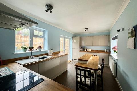 3 bedroom semi-detached house for sale, The Crescent, Ampthill, Bedfordshire, MK45 2QT