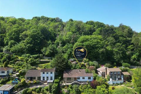 2 Cairnside, Ilfracombe, EX34 8EW