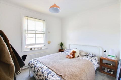 2 bedroom flat to rent, Milton Street, Worthing, West Sussex, BN11