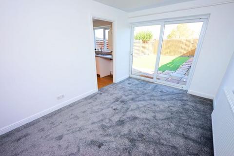 3 bedroom terraced house to rent, The Maples, Nailsea BS48
