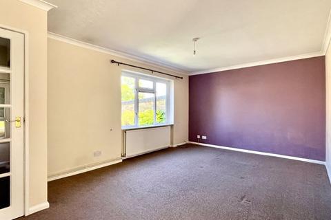 7 Higher Mead, Ilminster, TA19 0HW