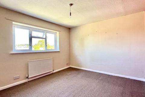 7 Higher Mead, Ilminster, TA19 0HW