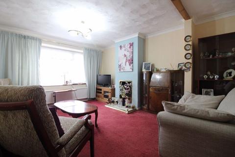 8 Cheviot Road, Luton, LU3 3DQ