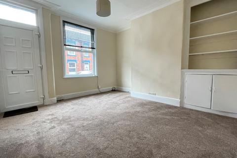 2 bedroom end of terrace house to rent, Spring Grove View, Headingley, Leeds, LS6