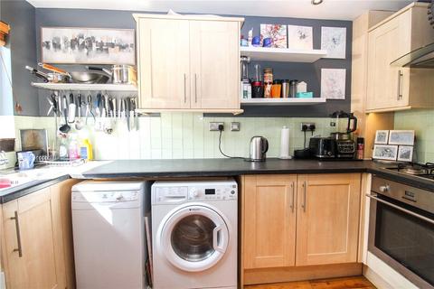2 bedroom terraced house for sale, Lapwing Close, Covingham, Swindon, SN3