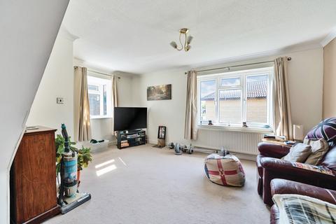54 Ladymeade, Ilminster, TA19 0EA