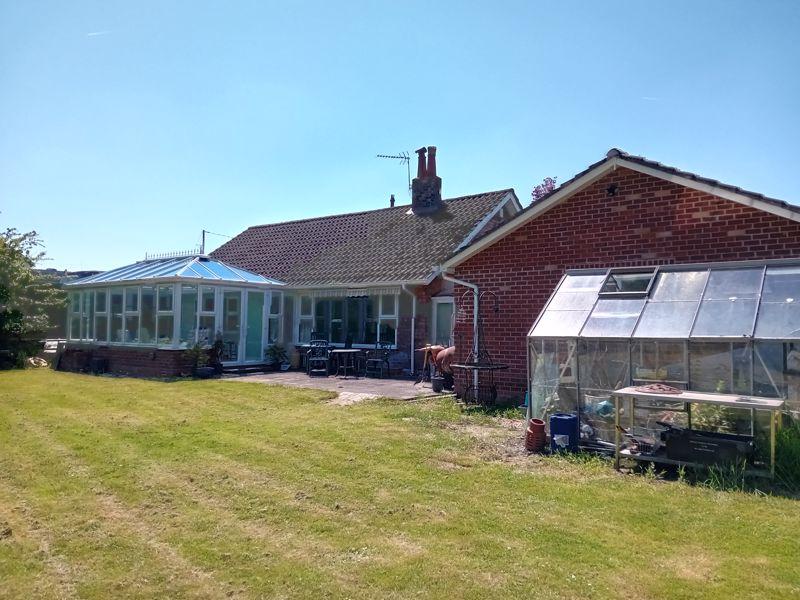 Prescot Road, Melling L31 2 bed detached bungalow for sale £319,950