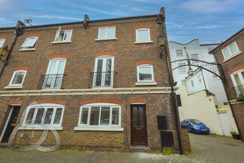 3 bedroom apartment to rent, Maple Mews, NW6
