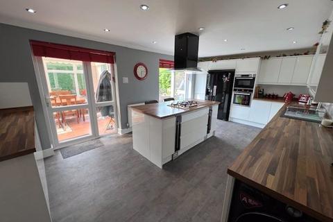 5 bedroom detached house for sale, Larchwood, Preston PR1