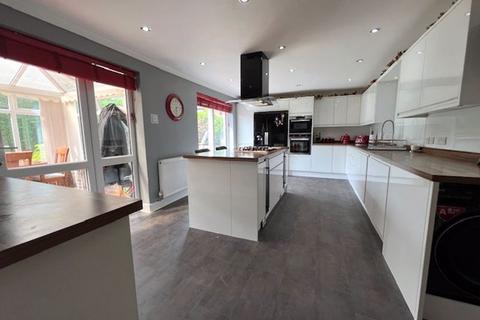 5 bedroom detached house for sale, Larchwood, Preston PR1