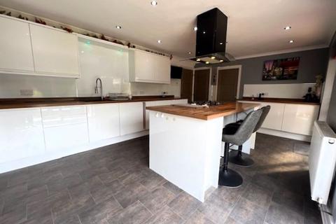 5 bedroom detached house for sale, Larchwood, Preston PR1