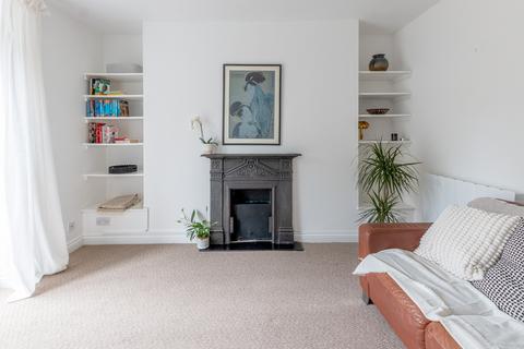Basement Flat, 17 Southleigh Road, Bristol, BS8 2BQ