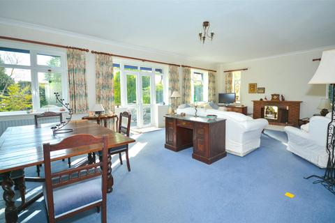 4 bedroom bungalow for sale, Castlegate, Pulborough, West Sussex, RH20