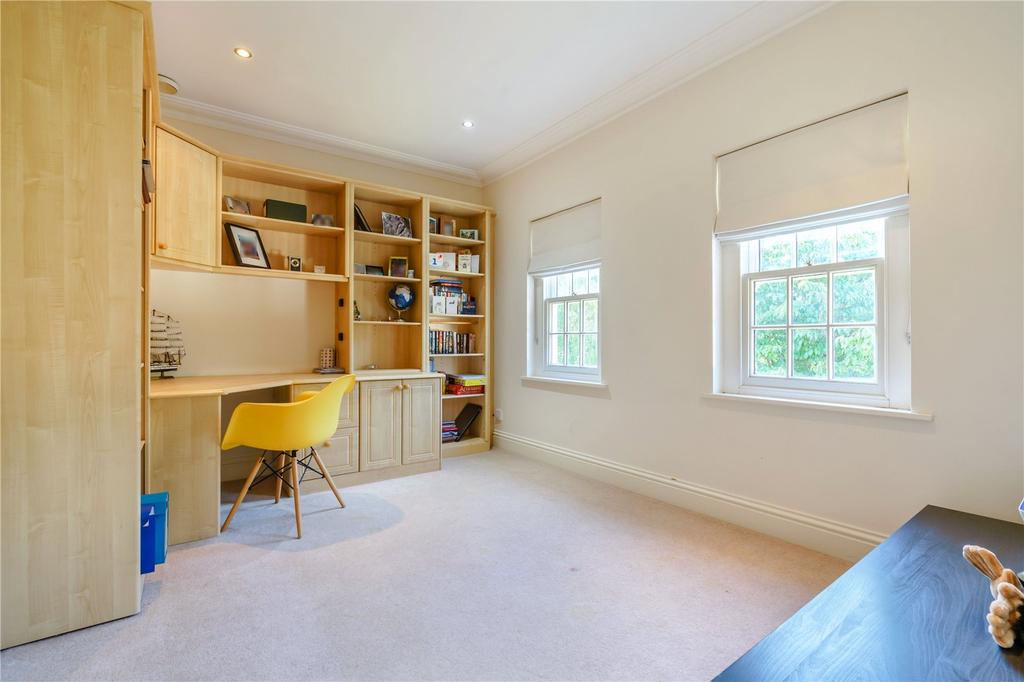 Bedroom 4/Office