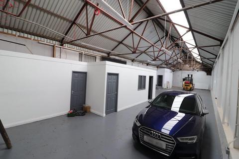 Warehouse to rent, Park Road, Raunds, Wellingborough