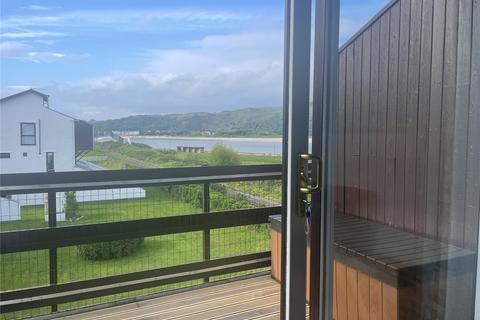 3 bedroom apartment for sale, Deganwy, Conwy LL31