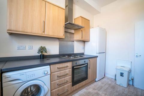 1 bedroom flat to rent, 1 room available @ 476 Glossop Road, Broomhill