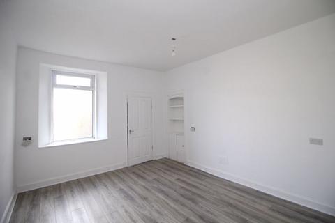 3 bedroom flat for sale, Dunnikier Road, Kirkcaldy