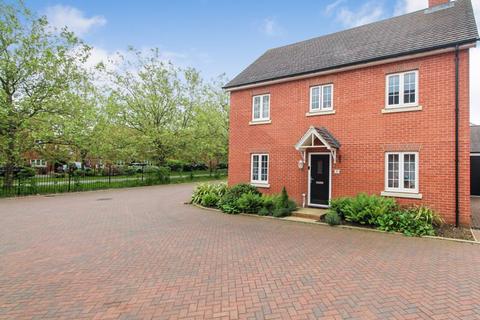 4 bedroom detached house for sale, Curran Chase, Bedford MK42