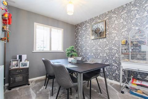 27 Addingtons Road, Great Barford, Bedford, MK44 3HR