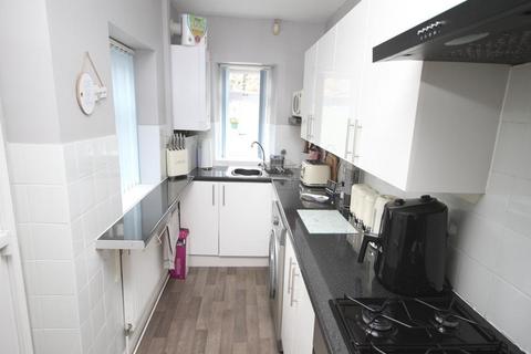 3 bedroom terraced house for sale, Mount Avenue, Eccleshill, Bradford