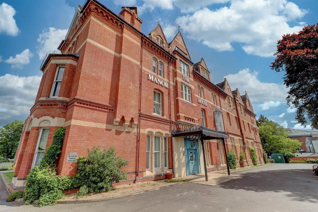 Avenue Road, Leamington Spa 2 bed apartment for sale £270,000