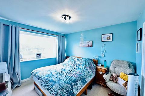 2 bedroom semi-detached bungalow for sale, Beacon Road, Scarborough