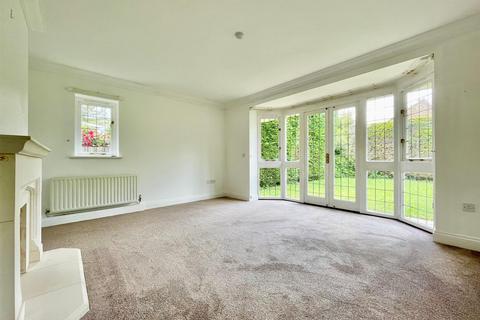 4 bedroom detached house for sale, The Meadows, Halstead, Sevenoaks
