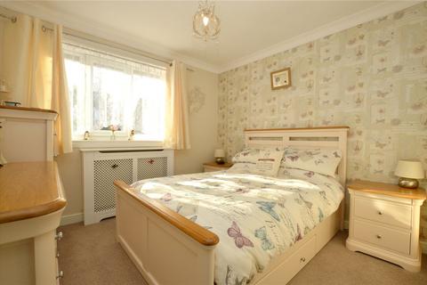 3 bedroom semi-detached house for sale, Harley Drive, Leeds, West Yorkshire