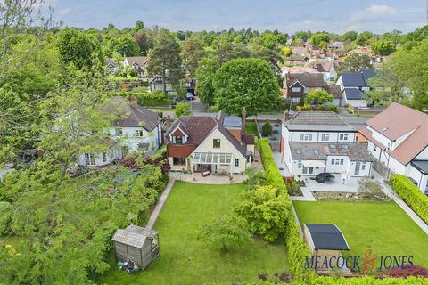 4 bedroom detached house for sale, Park Way, Shenfield, Brentwood