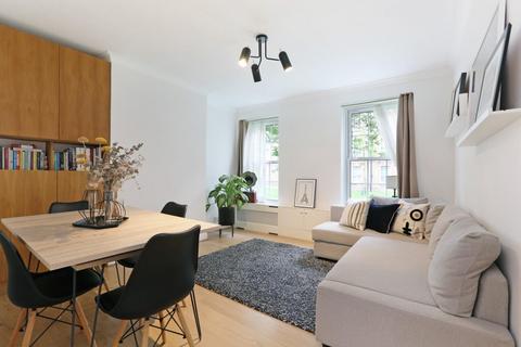 1 bedroom flat for sale, Wyndham Road, London, SE5