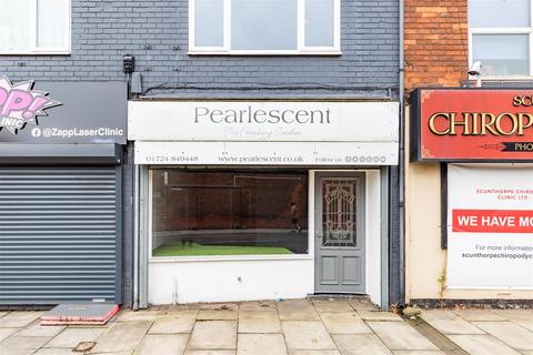 Retail property (high street) to rent, Mary Street, Scunthorpe