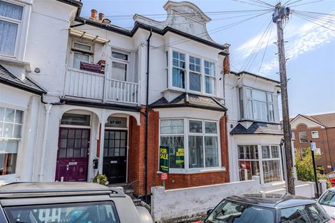 2 bedroom apartment for sale, Holland Road, Westcliff-On-Sea