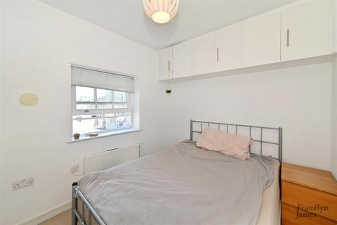 2 bedroom duplex to rent, The Yard, Caledonian Road, Islington, N1