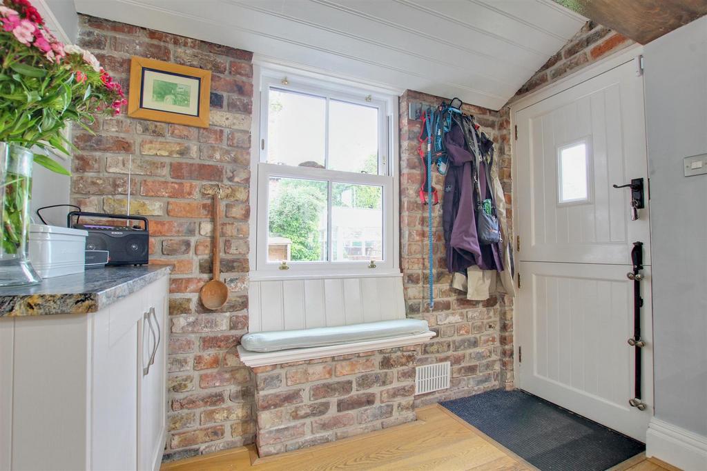 Dining kitchen